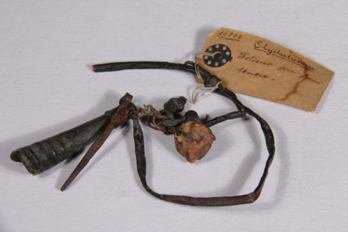 "Otyilulumue"-"feticcio" - Area del Kalahari (1900 c.a.)