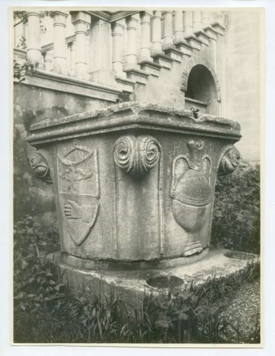 Cortili - Puteali - Palazzo vescovile <Koper> - 1920-1925 (positivo) di Opiglia, Pietro (attr.) (primo quarto XX)