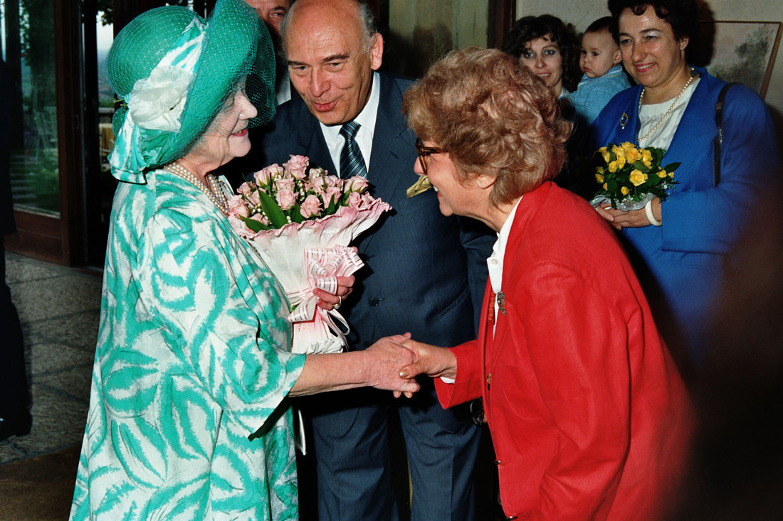 Hotel Villa Cipriani - Visita Regina Madre - Asolo (negativo) di Ceolin, Elio (ultimo quarto sec. XX)