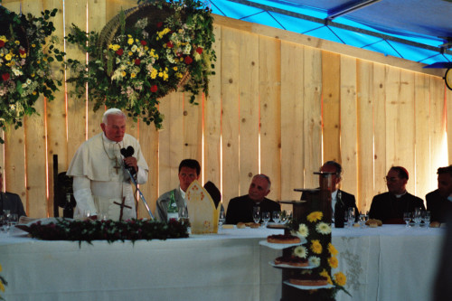 Papa Giovanni Paolo II - Vescovo Ducoli Maffeo - Carlo Bernini - Val Visdende (negativo) di Ceolin, Elio (ultimo quarto sec. XX)