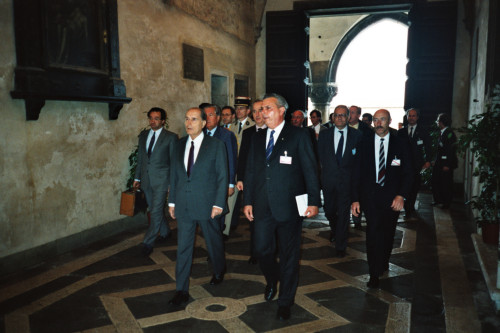 Vertice Economico - Venezia - 1987 (negativo) di Ceolin, Elio (studio fotografico) (ultimo quarto XX)