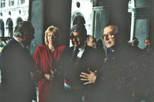 Vertice Economico - Venezia - 1987 (negativo) di Ceolin, Elio (studio fotografico) (ultimo quarto XX)