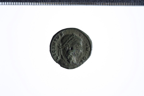 moneta - follis (primo quarto IV sec. d.C.)