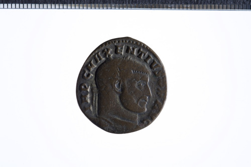 moneta - follis (primo quarto IV sec. d.C.)