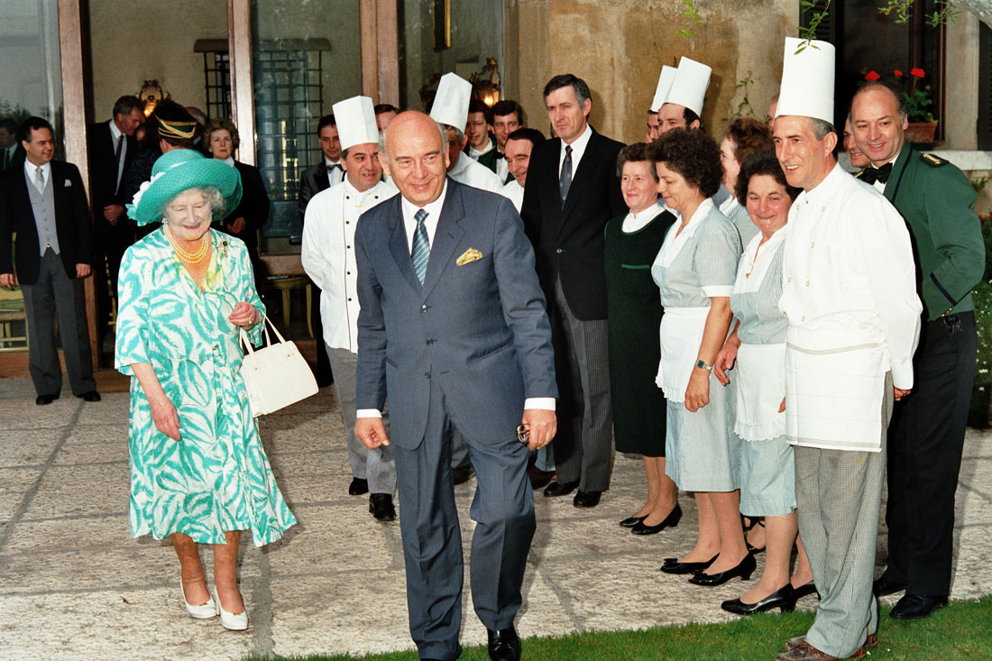 Hotel Villa Cipriani - Visita Regina Madre - Asolo (negativo) di Ceolin, Elio (ultimo quarto sec. XX)