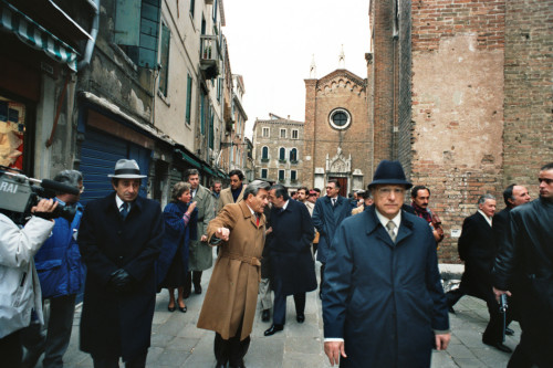 Raùl Ricardo Alfonsin - Carlo Bernini - Venezia (negativo) di Ceolin, Elio (studio fotografico) (ultimo quarto XX)