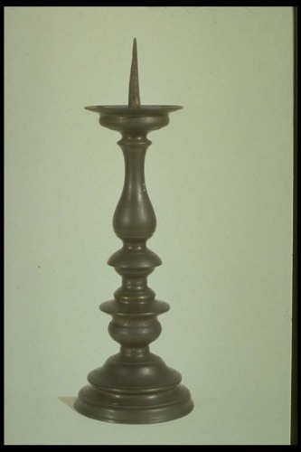 candeliere, serie - produzione Europa centrale (seconda metà/ prima metà secc. XVI/ XVII)