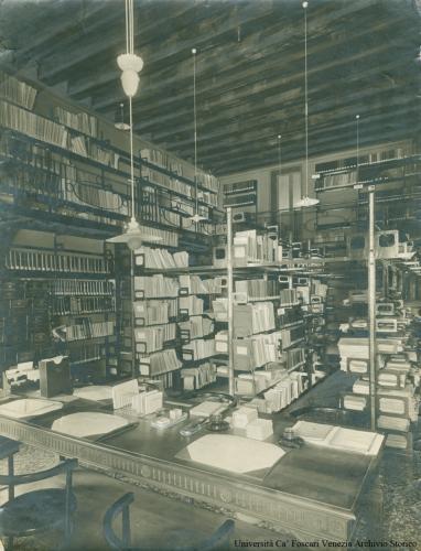 Biblioteche universitarie - Ca' Foscari <Venezia> (positivo) di Filippi, Tomaso (prima metà XX)