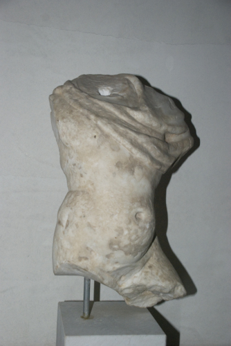fanciullo (torso maschile, torsetto di fanciullo) - ambito culturale romano/ età imperiale (prima metà sec. II d.C.)