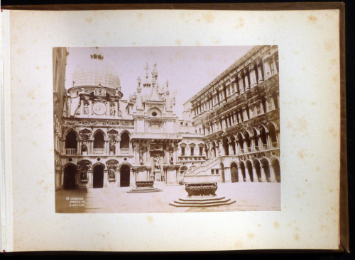 Venezia - Palazzo Ducale - Cortile (positivo) di Naya, Carlo (XIX)