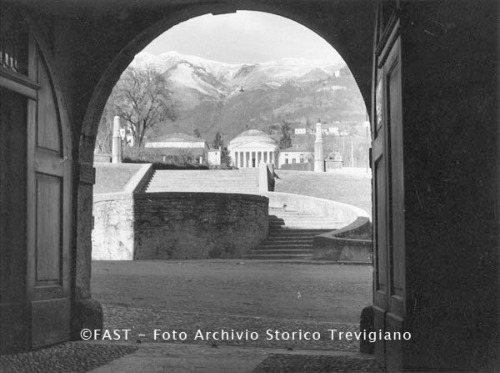 Tempio Canoviano <Possagno> (positivo) di Mazzotti, Giuseppe (terzo quarto XX)