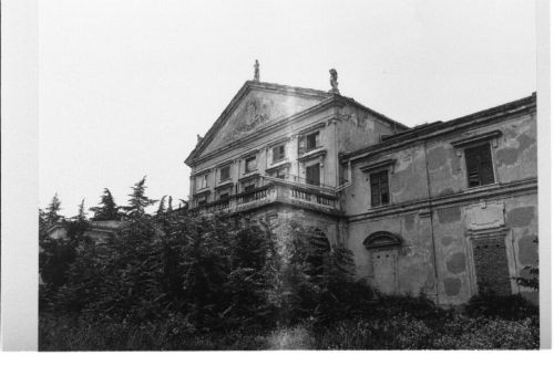 villa (, rurale) - S.Pietro in Cariano (VR)  (XVI, I° metà)