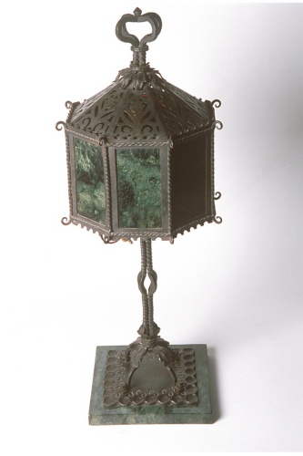 lampada da tavolo (lanterna) di Velo Aurelio (prima metà sec. XX)