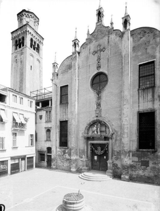 Venezia, chiesa di Sant'Aponal, facciata  di Filippi, Tomaso (XX)
