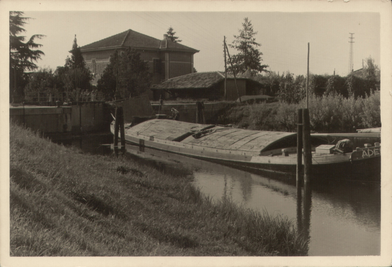 Battaglia Terme - canale Battaglia - conca di navigazione - imbarcazioni (positivo) di Ravenna, Silvano (XX)
