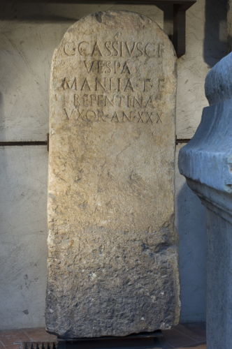 stele funeraria, stele funeraria centinata - Ambito culturale romano, produzione veronese (prima metà sec. I d.C.)